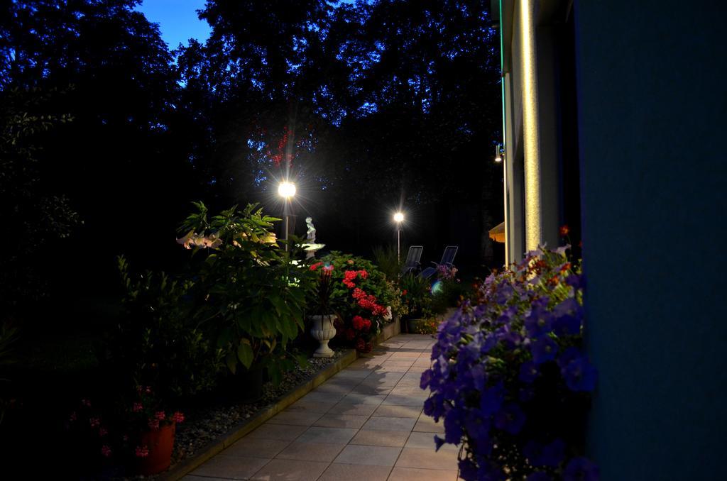 Rothsee Hotel Allersberg Exterior photo